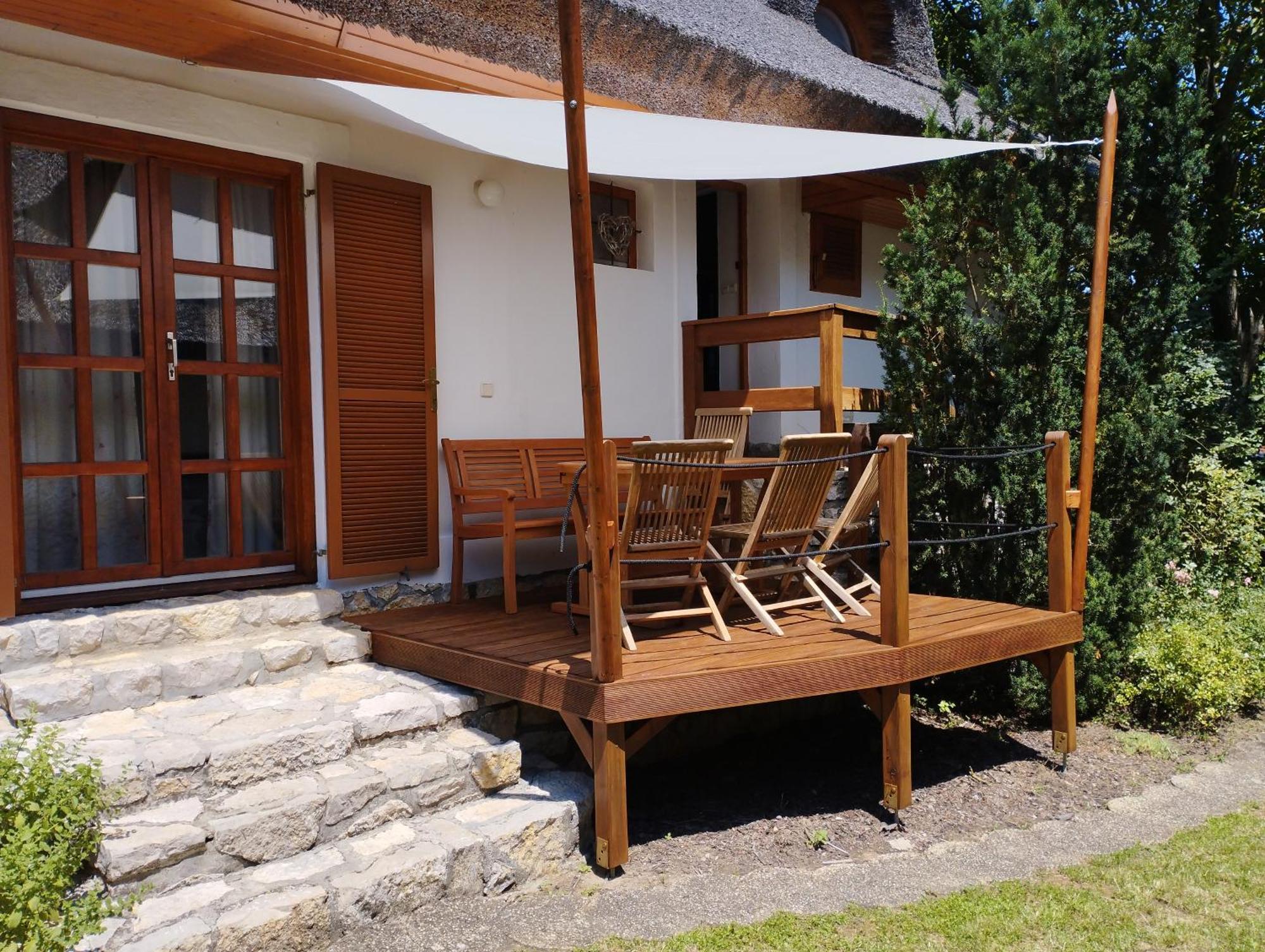 Liliomfa Apartman Daire Szigliget Dış mekan fotoğraf
